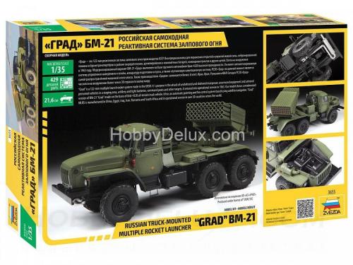 Российская самоходная реактивная система залпового огня "Град" БМ-21